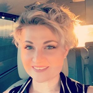 Meet your Posher, Elisha